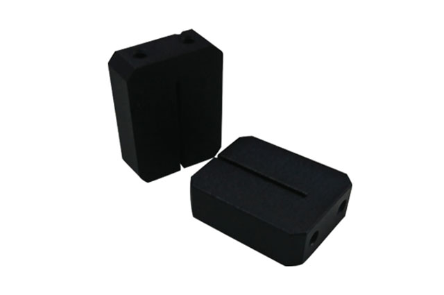 cnc精密機(jī)械零件加工價(jià)格對比同類產(chǎn)品有哪些不同？