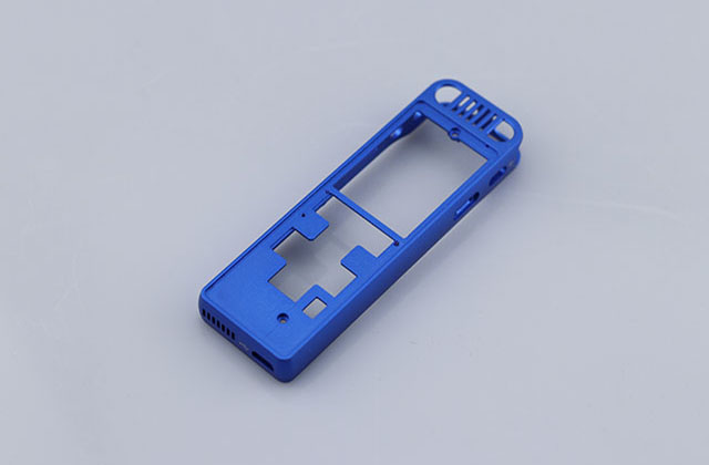 龍門(mén)連接器數(shù)控加工具體有哪些性能特點(diǎn)？