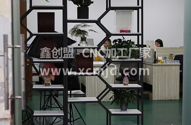 大家為何選擇五軸CNC加工中心，有哪些優(yōu)勢(shì)？